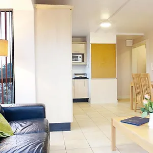 3* Otel Hall