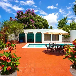 2 Bedroom On Private Estate Apartment Kingston